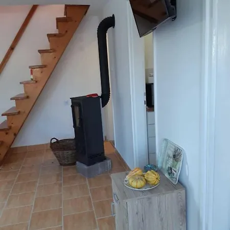 펜션 Ferienhaus In Gunaras - #126519 *